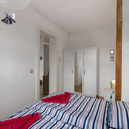 Elisabeth Apartament *